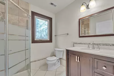 8408 N Lake Dr, Fox Point, WI 53217 - Photo 21