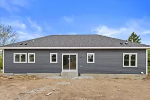 4759 W Abbott Ave, Greenfield, WI 53220 - Photo 17