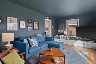 1918 E Eden Pl, Saint Francis, WI 53235 - Photo 11