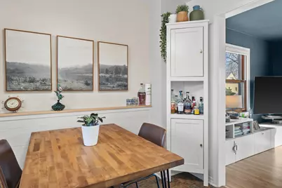 1918 E Eden Pl, Saint Francis, WI 53235 - Photo 3