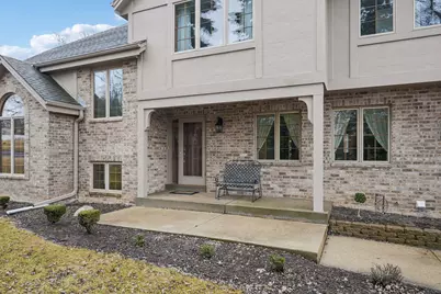 2527 W Goldcrest Ave, Milwaukee, WI 53221 - Photo 37