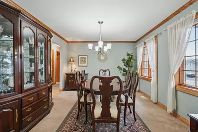 2527 W Goldcrest Ave, Milwaukee, WI 53221 - Photo 11