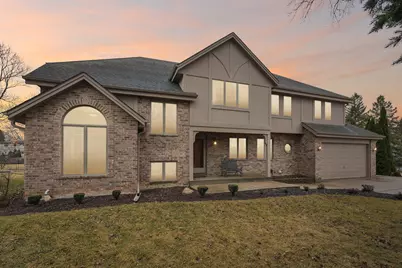 2527 W Goldcrest Ave, Milwaukee, WI 53221 - Photo 35