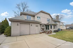 2527 W Goldcrest Ave, Milwaukee, WI 53221 - Photo 31