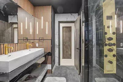 5440 N Navajo Ave, Glendale, WI 53217 - Photo 19