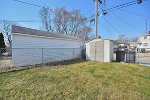 4635 S 50th St, Greenfield, WI 53220 - Photo 27