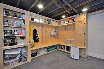 4635 S 50th St, Greenfield, WI 53220 - Photo 23