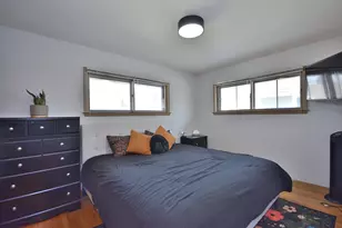 4635 S 50th St, Greenfield, WI 53220 - Photo 11