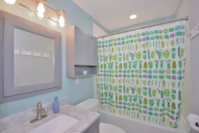 4635 S 50th St, Greenfield, WI 53220 - Photo 13