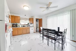 309 N 8th St, Racine, WI 53185 - Photo 23