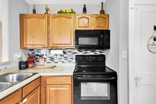 1013 Pearl St, Waukesha, WI 53186 - Photo 11