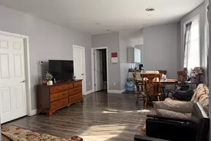 2136 S 16th St, Milwaukee, WI 53215 - Photo 5