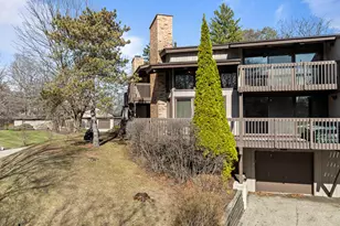 930 Alpine Dr, Fontana, WI 53125 - Photo 57