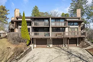 930 Alpine Dr, Fontana, WI 53125 - Photo 67