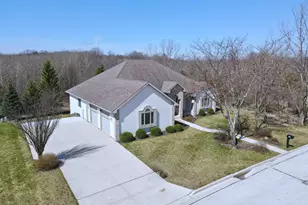 555 Moraine Dr, Elkhart Lake, WI 53020 - Photo 3
