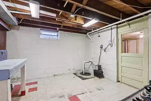 3042 N 88th St, Milwaukee, WI 53222 - Photo 35