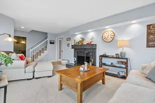 12640 W Wilbur Dr, New Berlin, WI 53151 - Photo 11