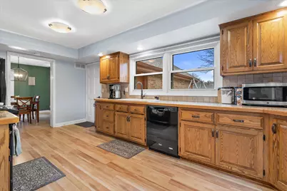 12640  W Wilbur Dr, New Berlin, WI 53151 - Photo 15