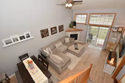 2424  Fox River Pkwy #F, Waukesha, WI 53189 - Photo 15