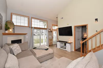 2424  Fox River Pkwy #F, Waukesha, WI 53189 - Photo 35