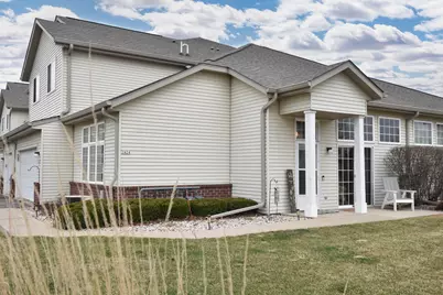 2424  Fox River Pkwy #F, Waukesha, WI 53189 - Photo 41