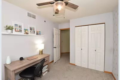 2424  Fox River Pkwy #F, Waukesha, WI 53189 - Photo 39