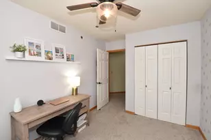 2424 Fox River Pkwy, Waukesha, WI 53189 - Photo 39