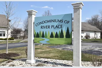 2424  Fox River Pkwy #F, Waukesha, WI 53189 - Photo 25