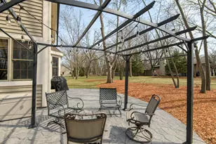 4195 W Squire Ave, Greenfield, WI 53221 - Photo 33