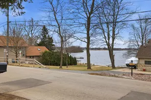 S70W17778 Muskego Dr, Muskego, WI 53150 - Photo 35