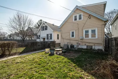 2222 S 72nd St, West Allis, WI 53219 - Photo 37