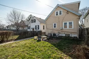 2222 S 72nd St, West Allis, WI 53219 - Photo 37