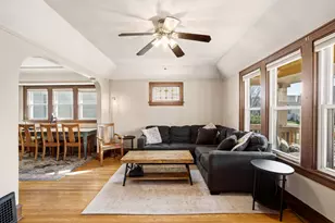 2222 S 72nd St, West Allis, WI 53219 - Photo 5