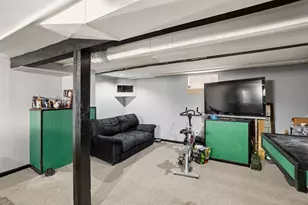 2222 S 72nd St, West Allis, WI 53219 - Photo 35