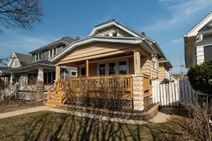 2222 S 72nd St, West Allis, WI 53219 - Photo 3