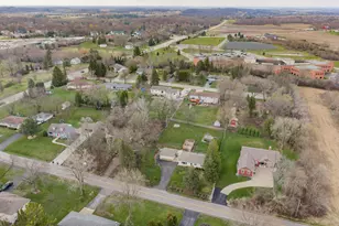 17321 W Observatory Rd, New Berlin, WI 53146 - Photo 21