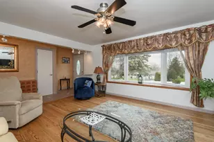 17321 W Observatory Rd, New Berlin, WI 53146 - Photo 9