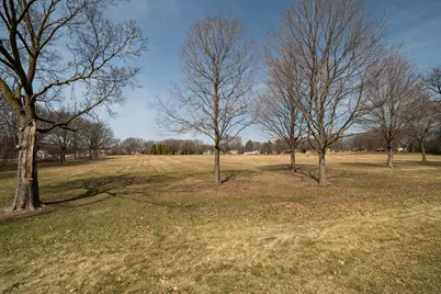 8584 W Appleton Ave #P, Milwaukee, WI 53225 - Photo 29