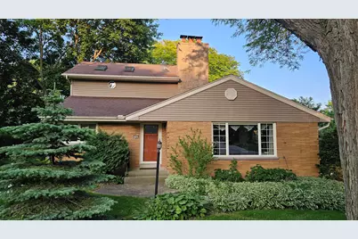 2340  Alta Louise Pkwy, Brookfield, WI 53045 - Photo 19