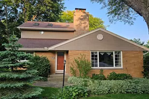 2340 Alta Louise Pkwy, Brookfield, WI 53045 - Photo 19