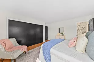 13002 N Phillip Dr, Mequon, WI 53097 - Photo 17