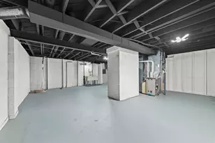 13002 N Phillip Dr, Mequon, WI 53097 - Photo 29