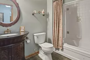 18125 W Wisconsin Ave, Brookfield, WI 53045 - Photo 11