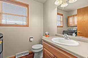 153 Yacoub Ln, Fond du Lac, WI 54935 - Photo 31