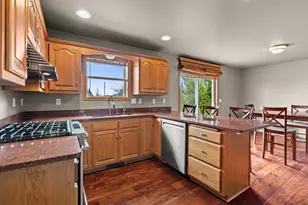 153 Yacoub Ln, Fond du Lac, WI 54935 - Photo 11