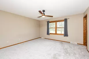 S32W31809 Squire Ct, Genesee, WI 53189 - Photo 33