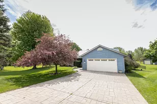 S32W31809 Squire Ct, Genesee, WI 53189 - Photo 63