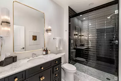 601 E Ogden Ave #412, Milwaukee, WI 53202 - Photo 15