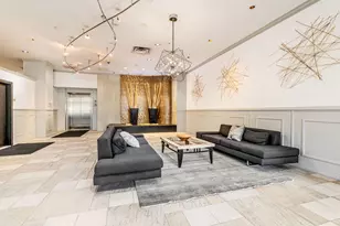 601 E Ogden Ave, Milwaukee, WI 53202 - Photo 17