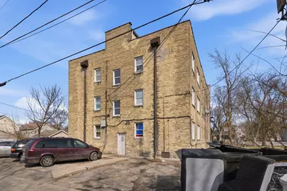 2453 N 17th St, Milwaukee, WI 53206 - Photo 3